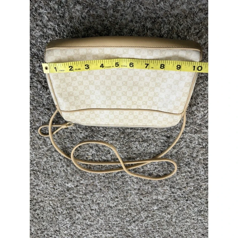 Liz Claiborne Crossbody Purse Bag‎ Beige Crème White Tan